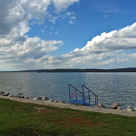 Kek Vitorlas Apartman Gárdony Exterior foto